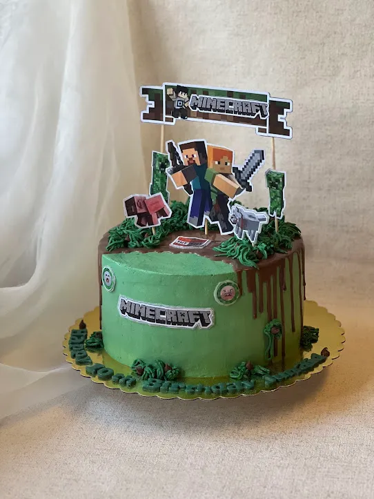 Example cake photo 5