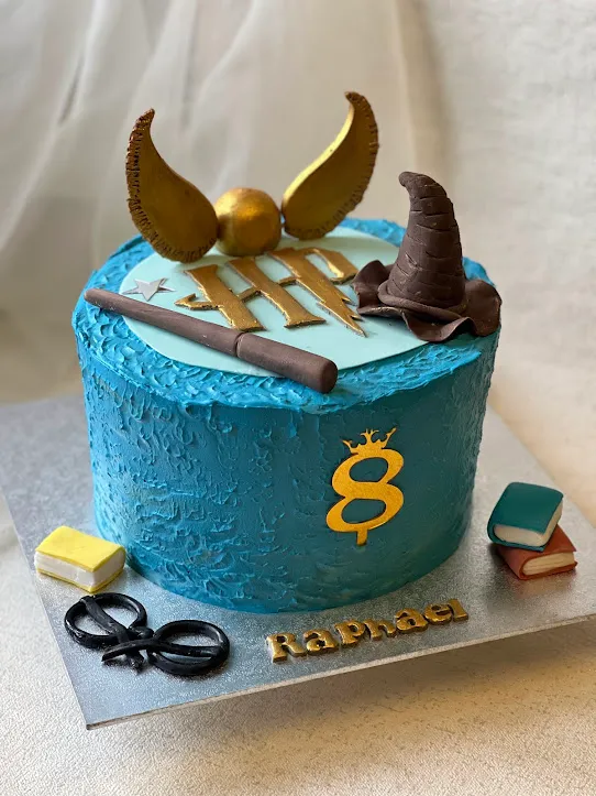 Example cake photo 6