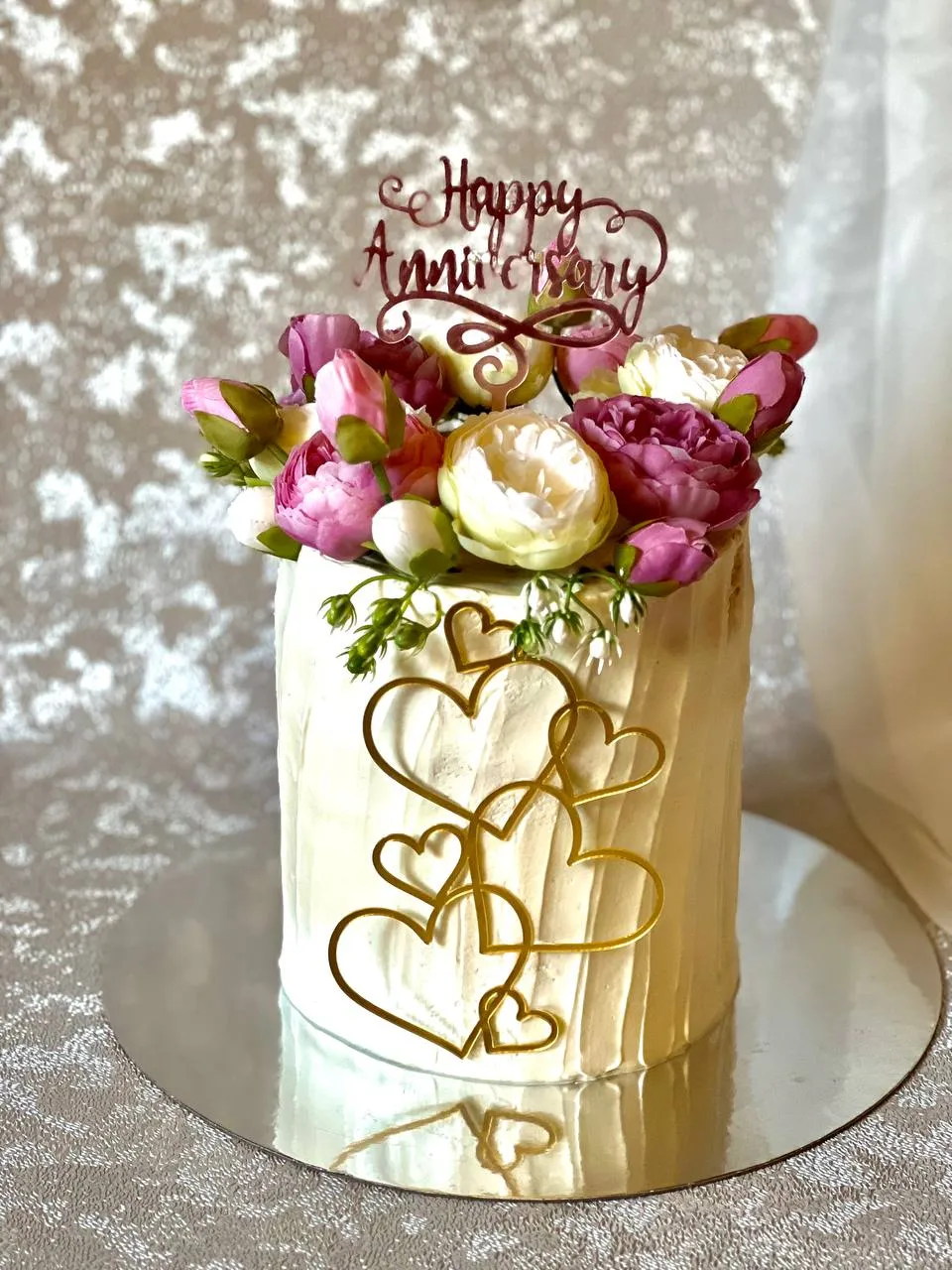 Wedding & Anniversary Cakes example